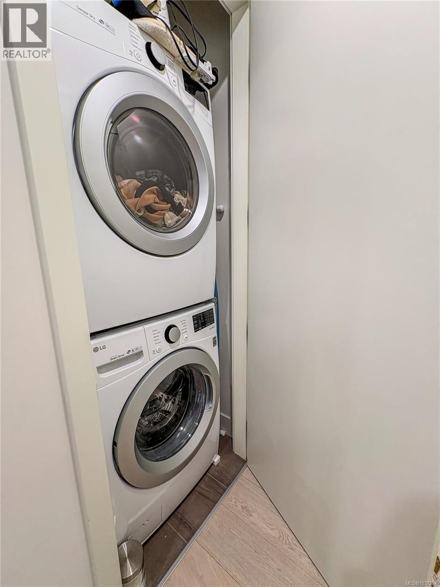 #301 501 Park Pl - 19
