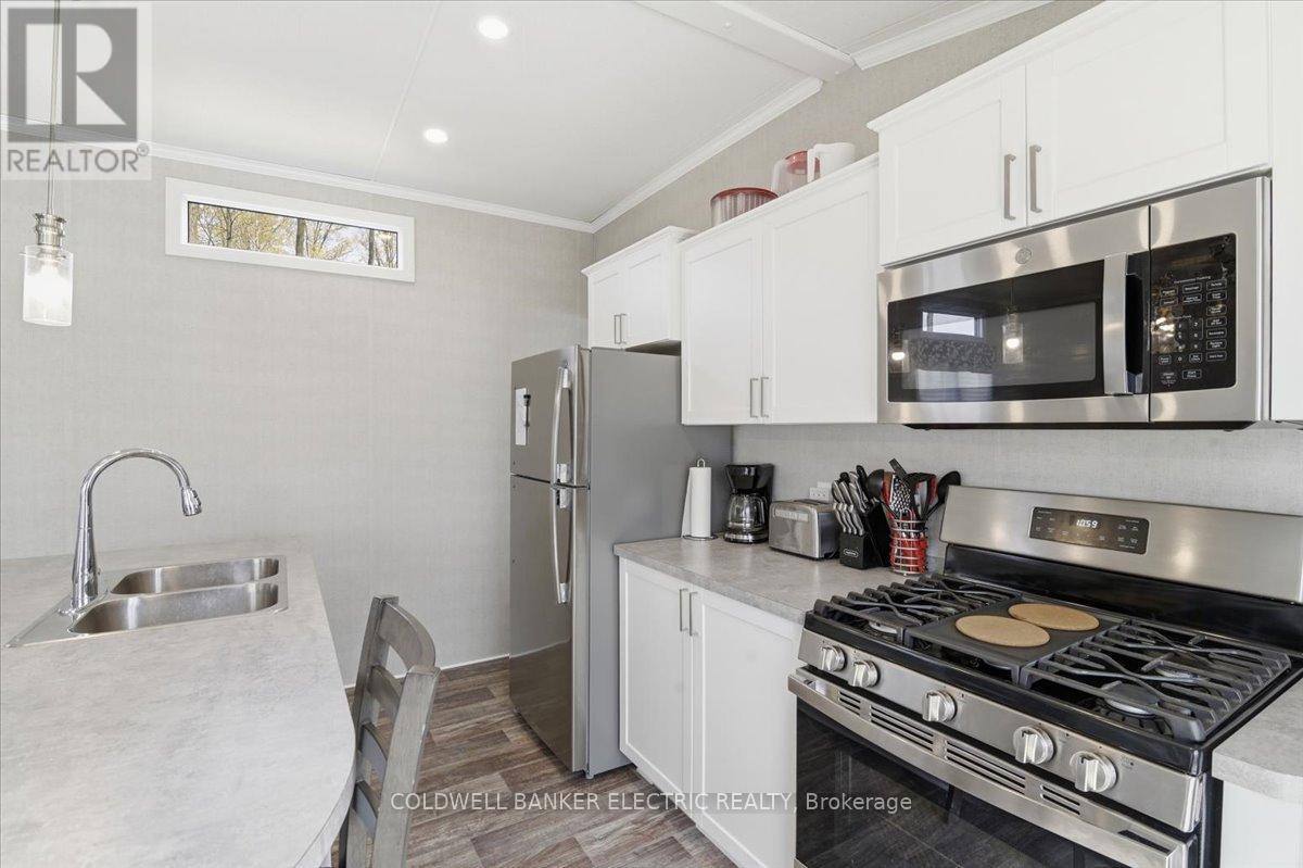 1235 VILLIERS LINE 28 ST ANDREWS LANE - 13