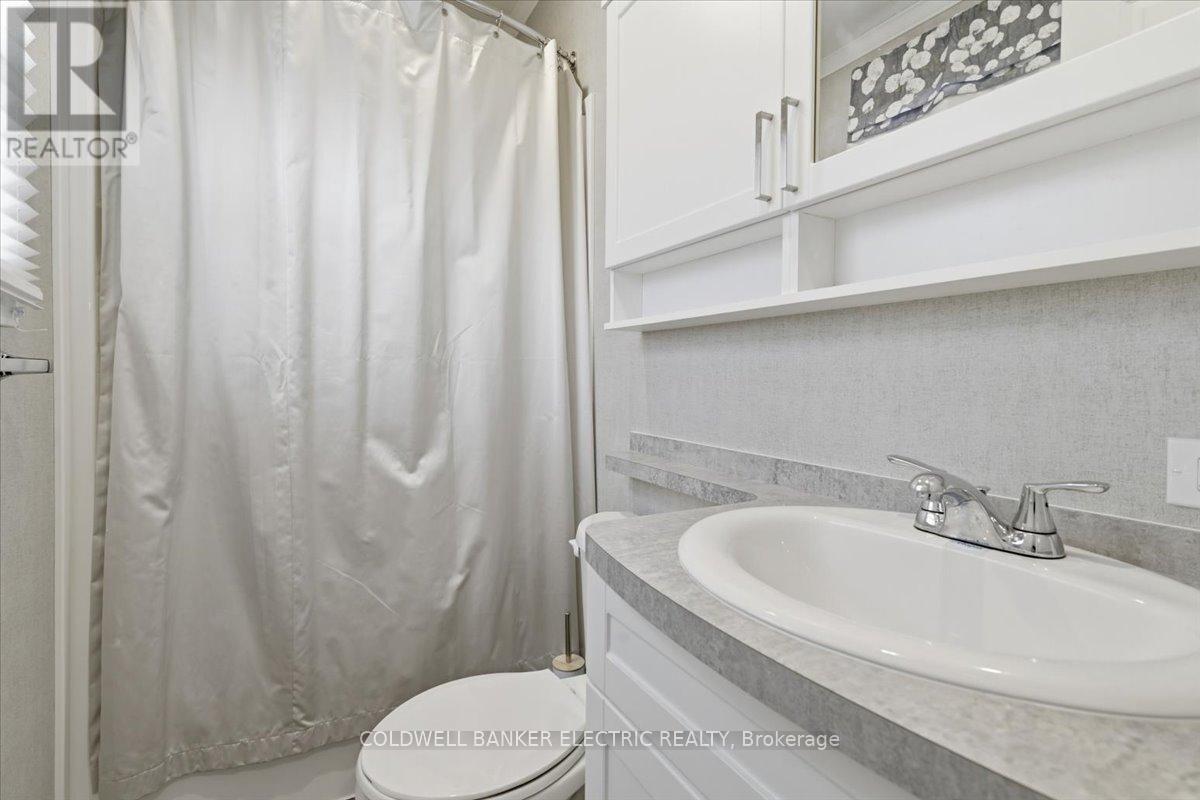 1235 VILLIERS LINE 28 ST ANDREWS LANE - 17
