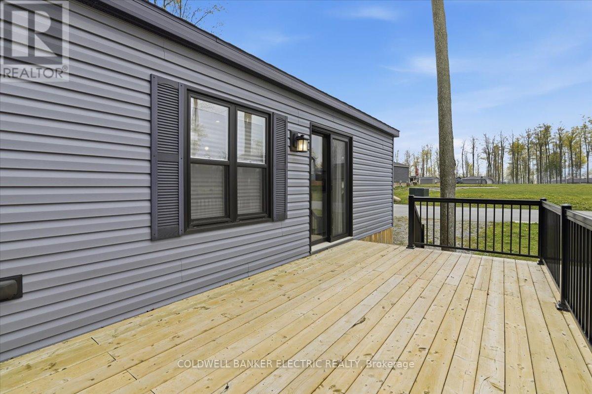 1235 VILLIERS LINE 28 ST ANDREWS LANE - 23