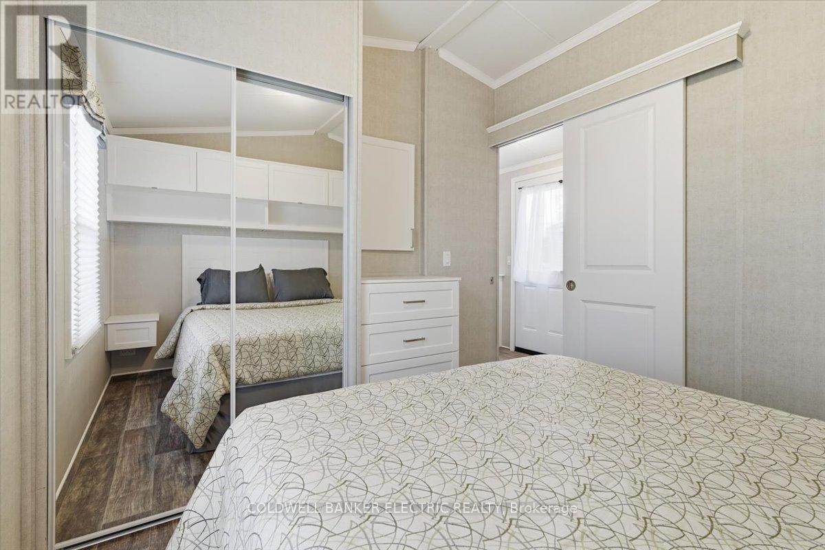 1235 VILLIERS LINE 28 ST ANDREWS LANE - 5