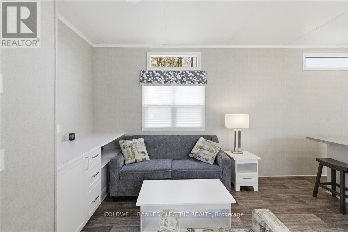 1235 VILLIERS LINE 28 ST ANDREWS LANE - 9