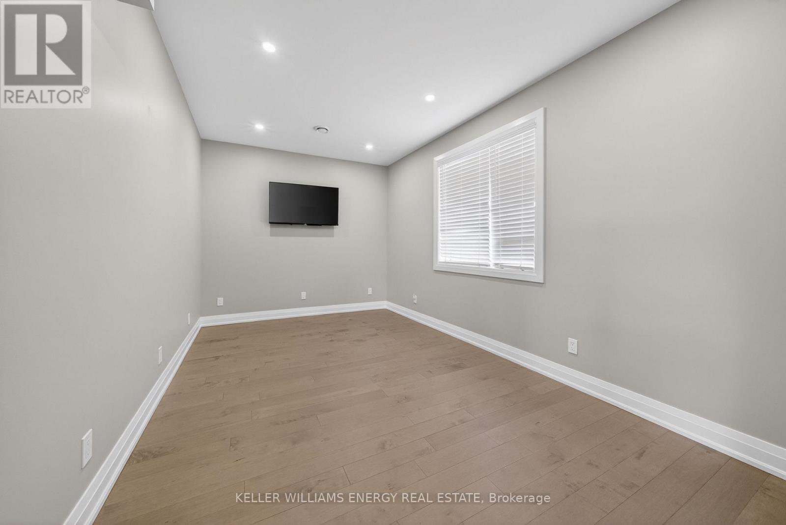 108 FOSTER ROAD - 24