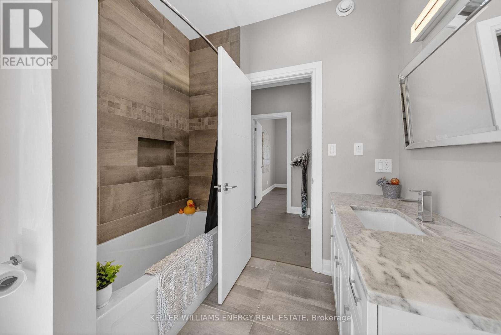 108 FOSTER ROAD - 27