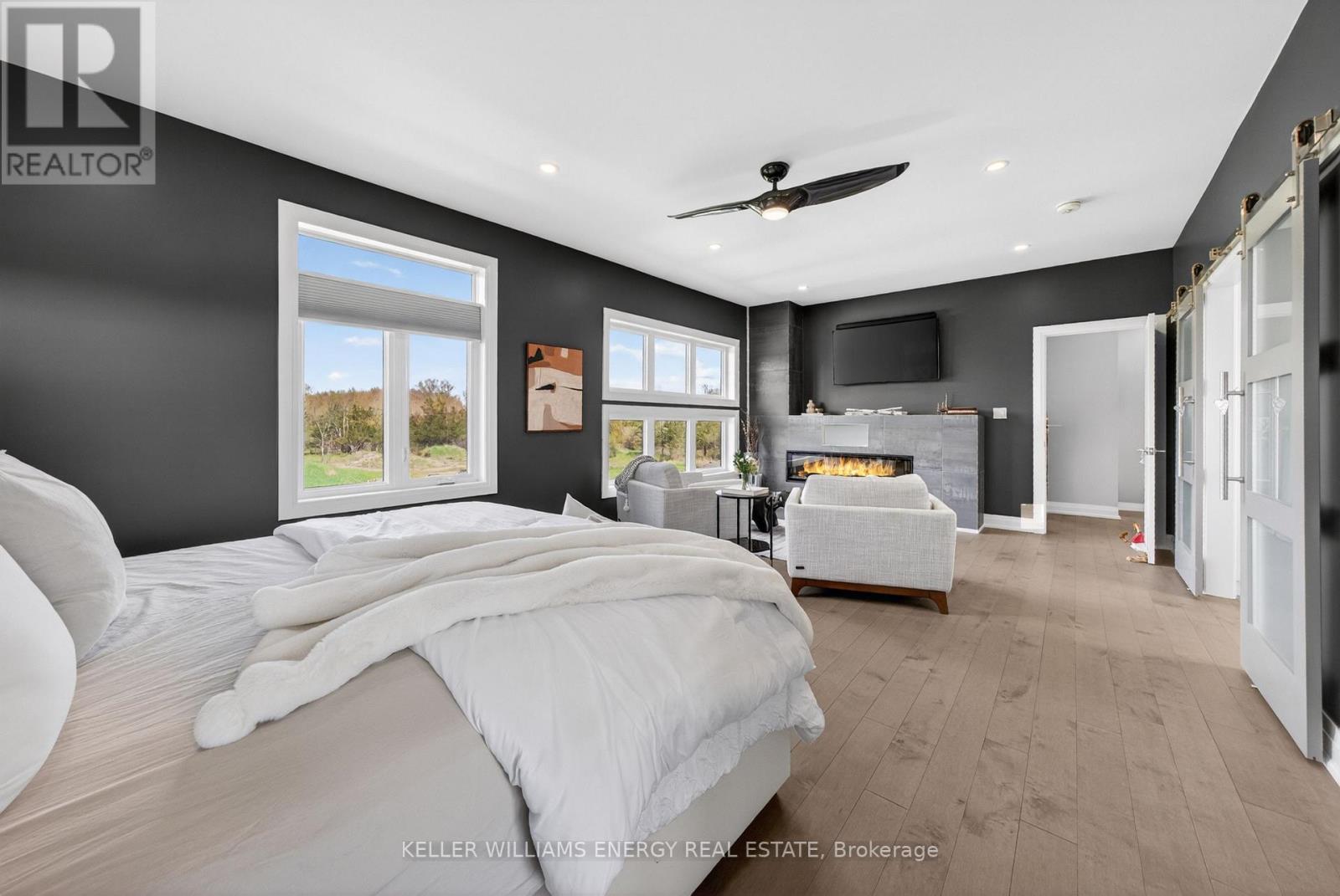 108 FOSTER ROAD - 31
