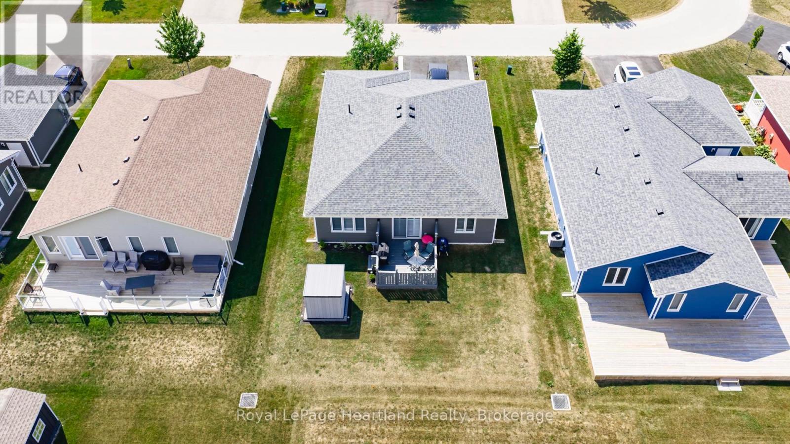 94 LAKE BREEZE DRIVE - 42