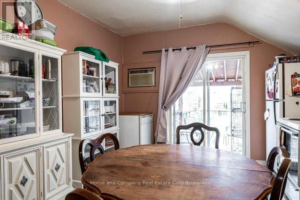 74 QUEBEC STREET - 18