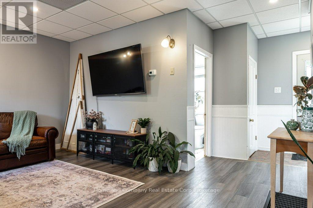 74 QUEBEC STREET - 4