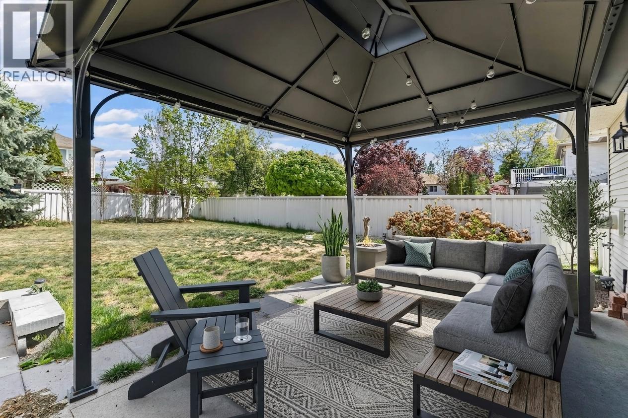 3831 Gellatly Road S, West Kelowna