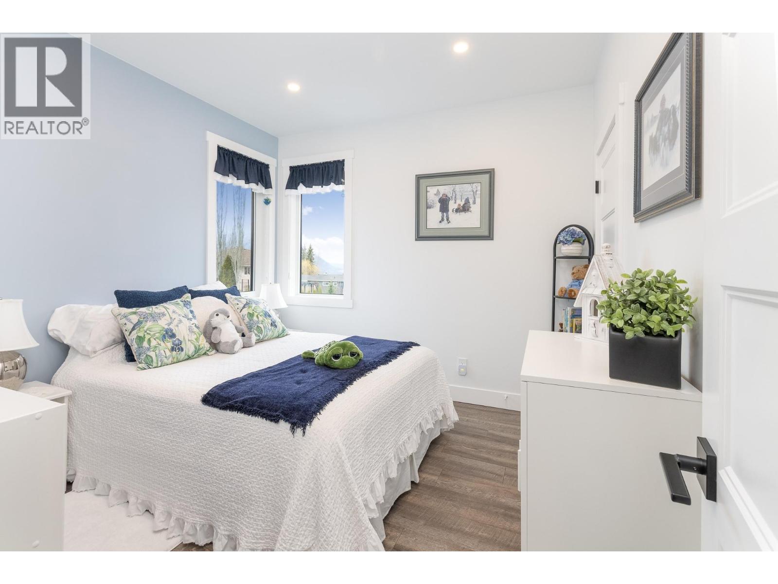 4 1441 20 Avenue Southeast, Salmon Arm