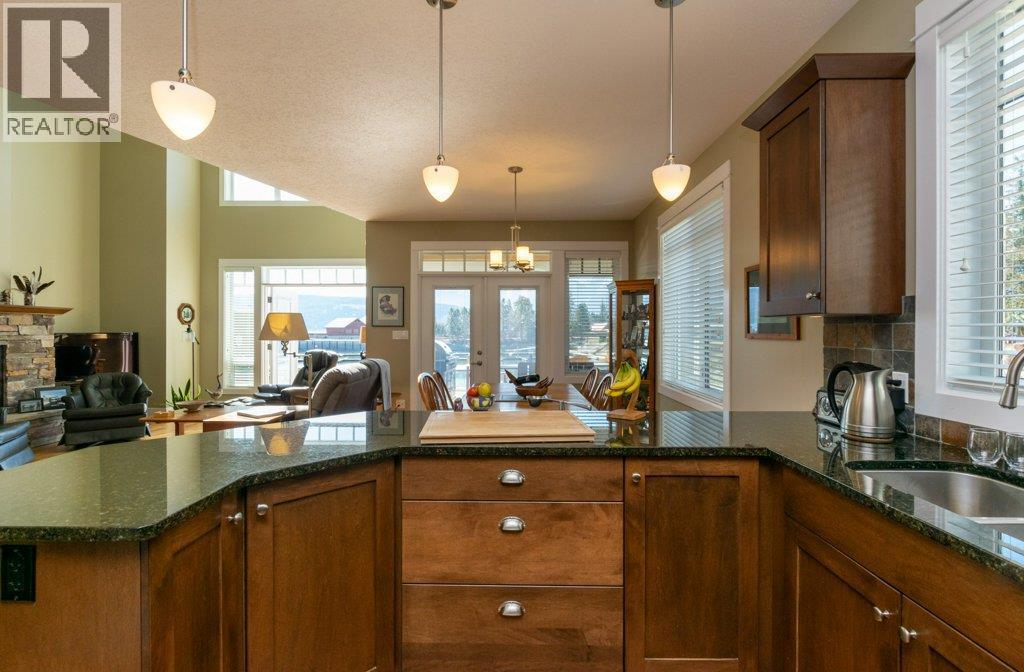 24 3950 Express Point Road, Scotch Creek