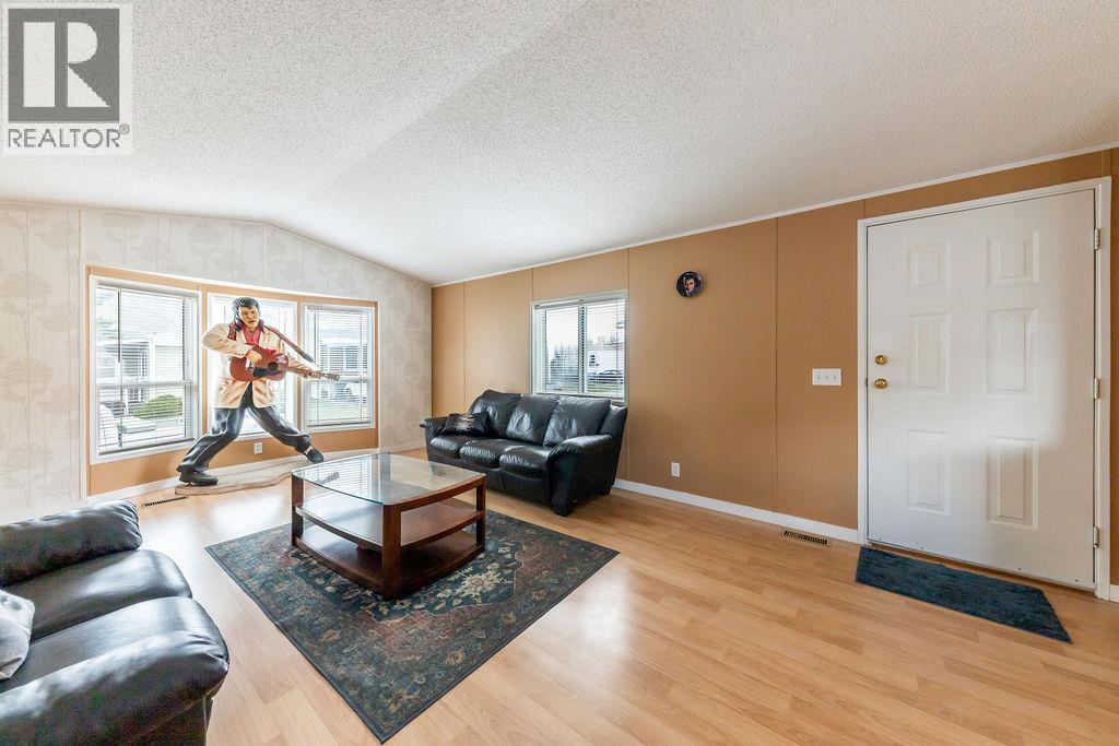 #6 2400 Oakdale Way - 17