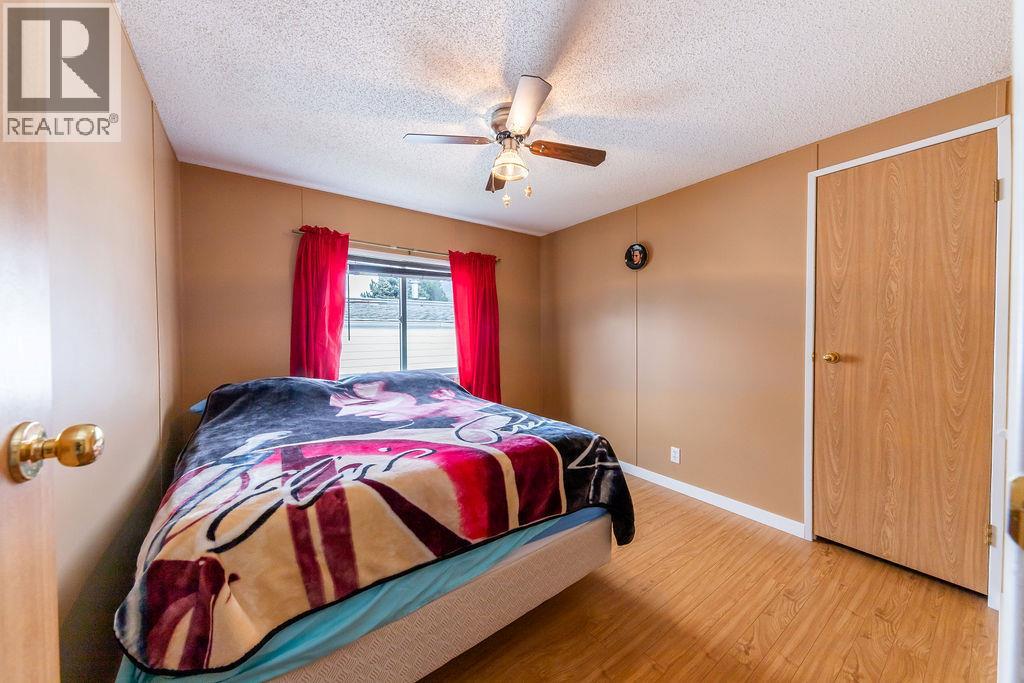 #6 2400 Oakdale Way - 22