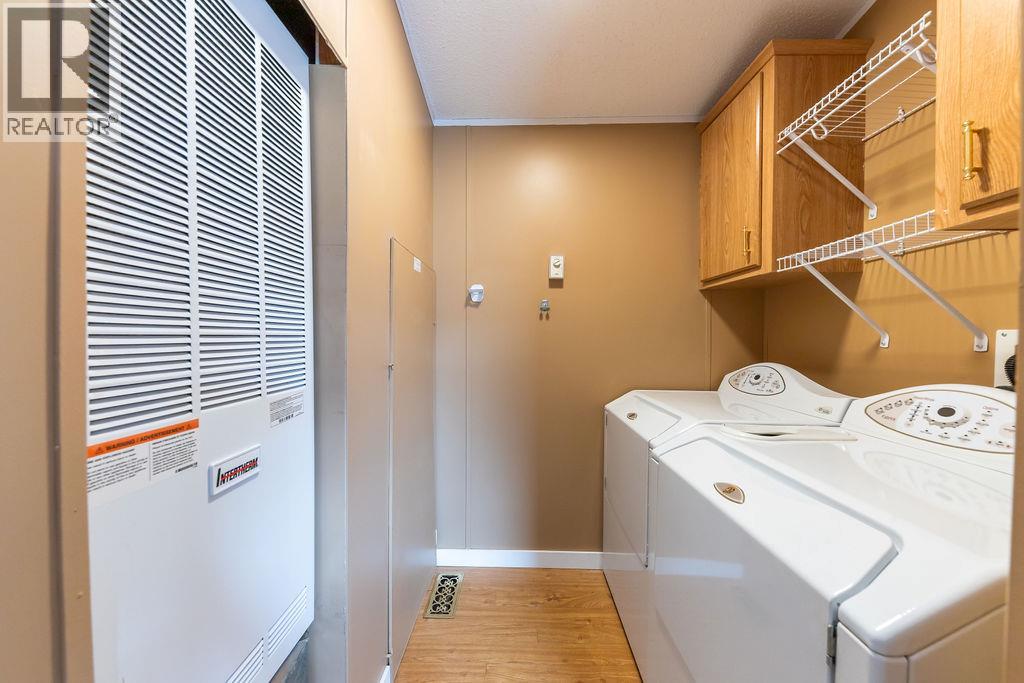 #6 2400 Oakdale Way - 19