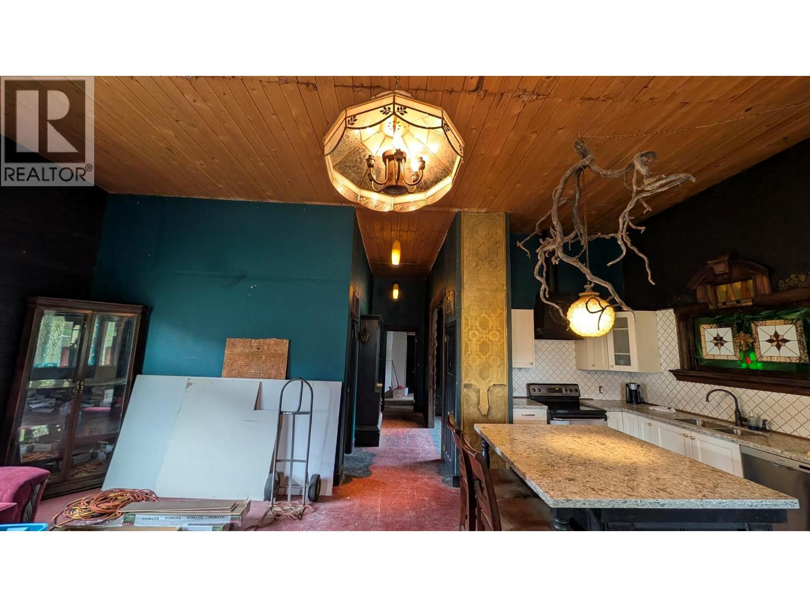 3940 Highway 3, Rock Creek