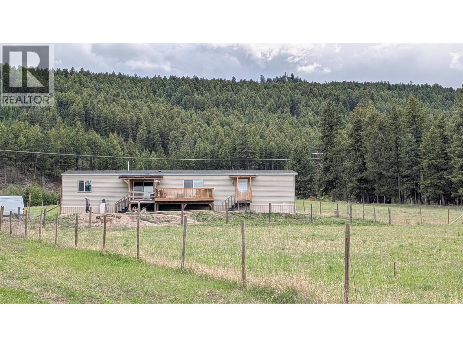 3940 Highway 3 - 7