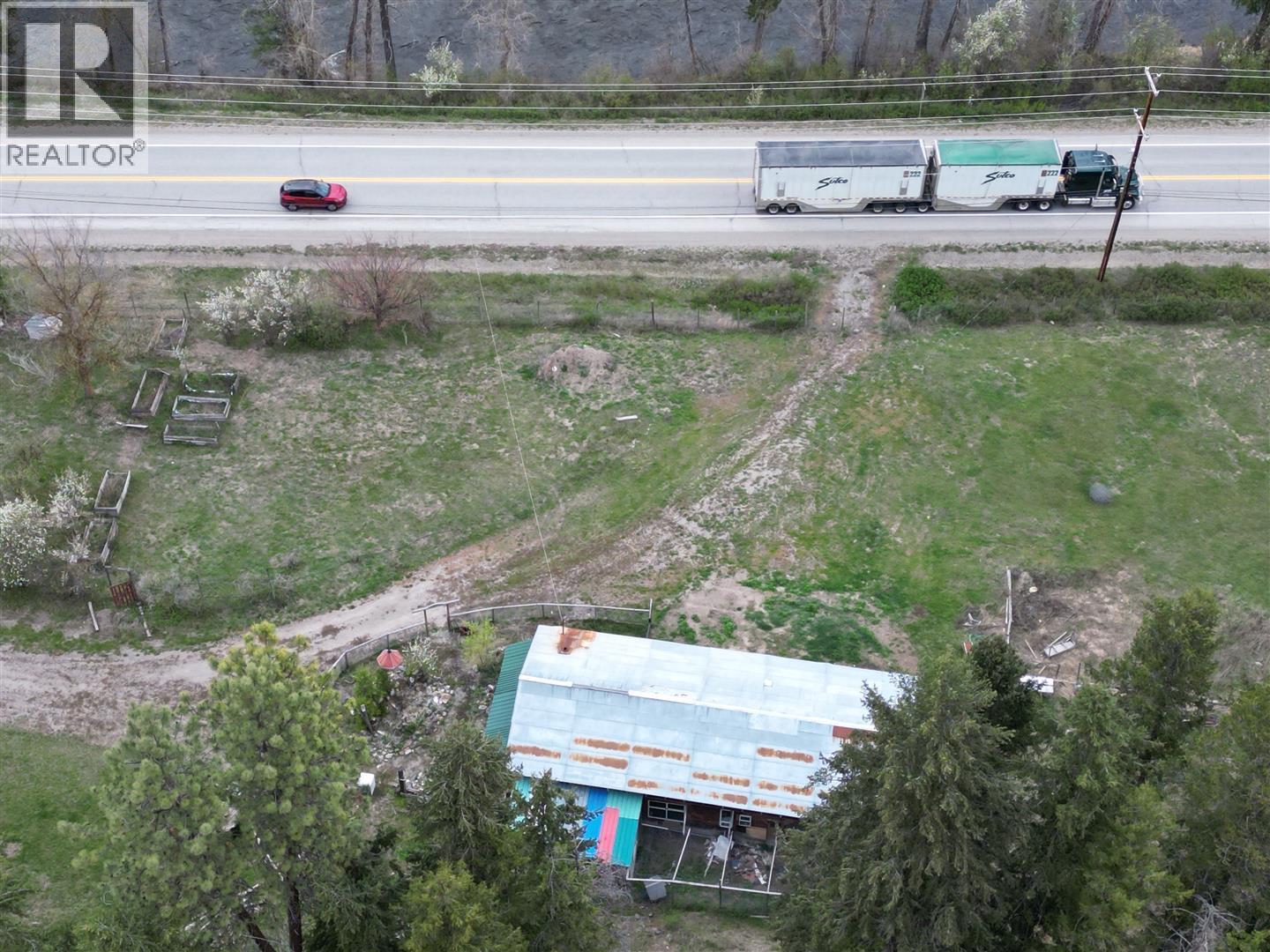 3940 Highway 3, Rock Creek