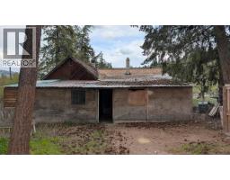 3940 Highway 3, Rock Creek, BC V0H1Y0 Photo 14