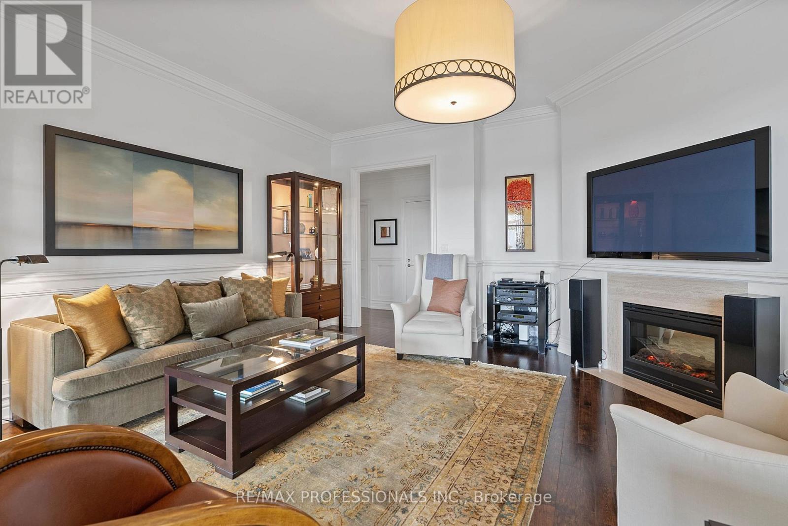 #SUBPH3 99 AVENUE ROAD - 16
