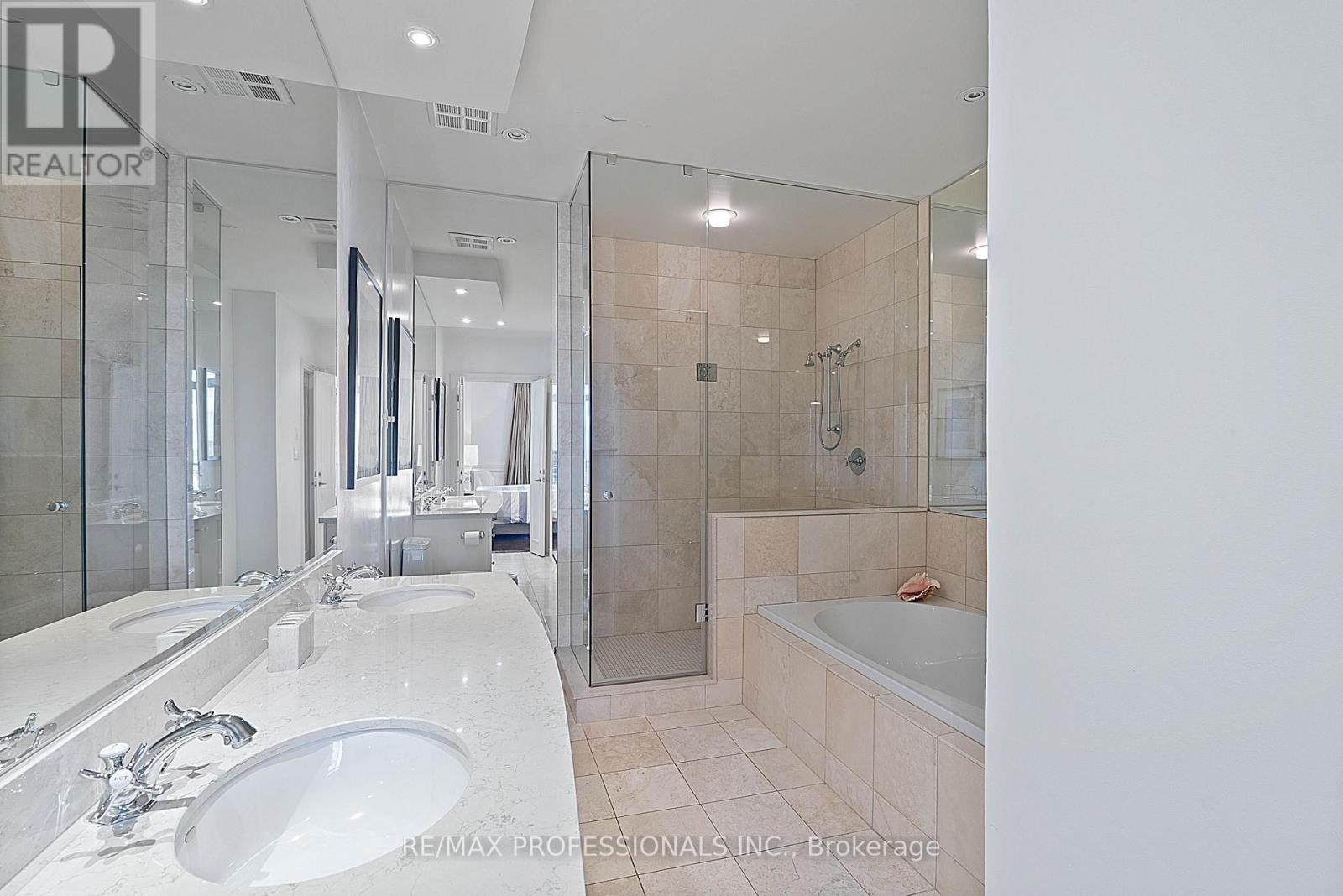 #SUBPH3 99 AVENUE ROAD - 31