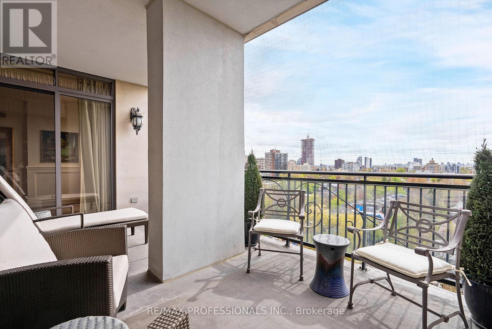 #SUBPH3 99 AVENUE ROAD - 46