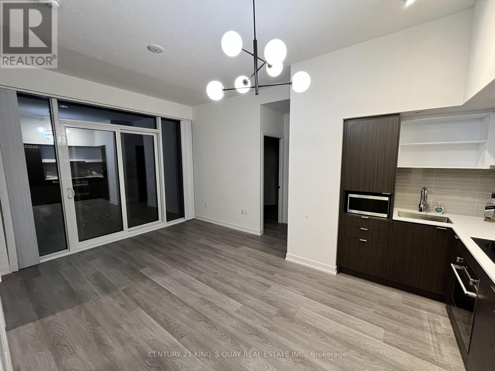 Listing photo of 4111 - 55 COOPER STREET