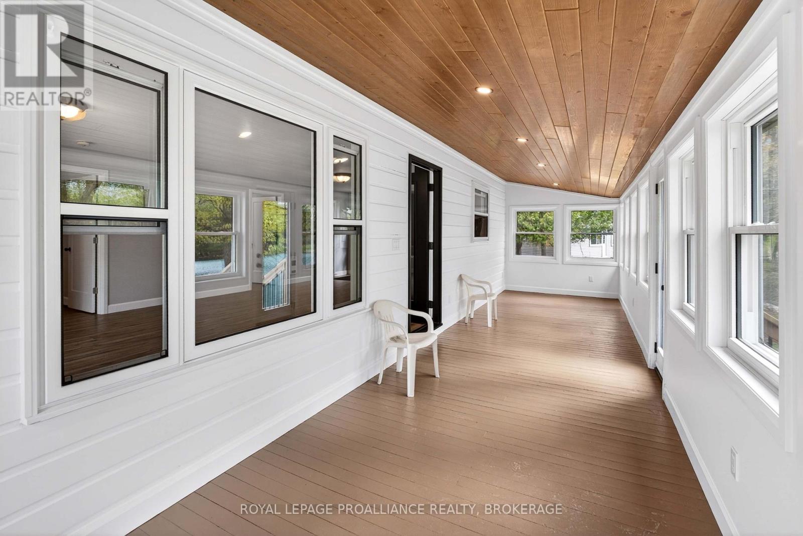 5 BLUNDONS LANE - Image 31