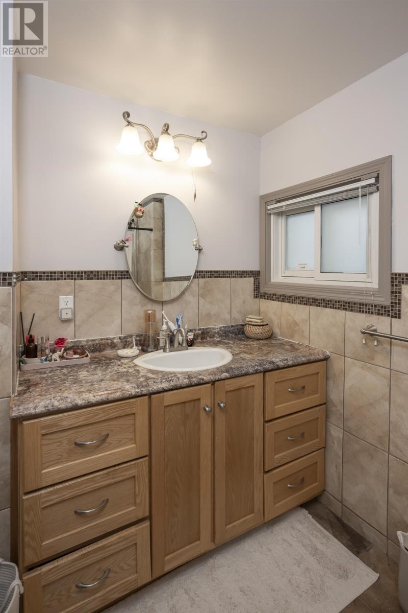 49 Ontario ST, P7B3G1 — Photo 34