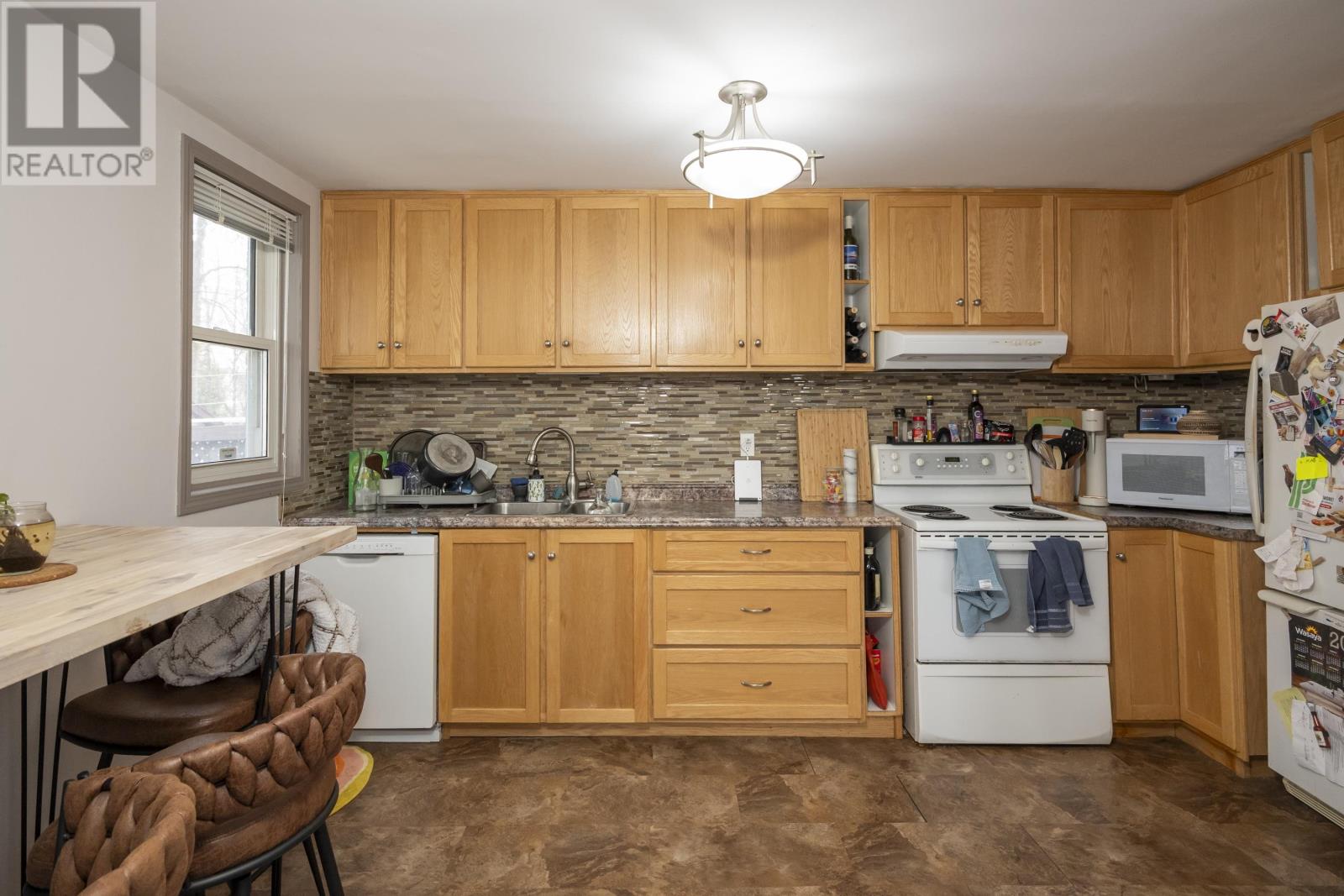 49 Ontario ST, P7B3G1 — Photo 33