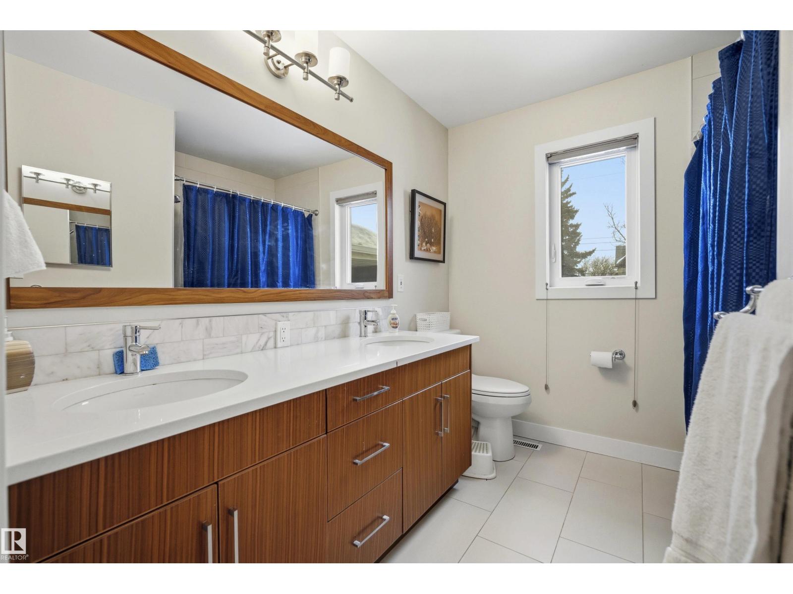9324 95 ST NW - 36