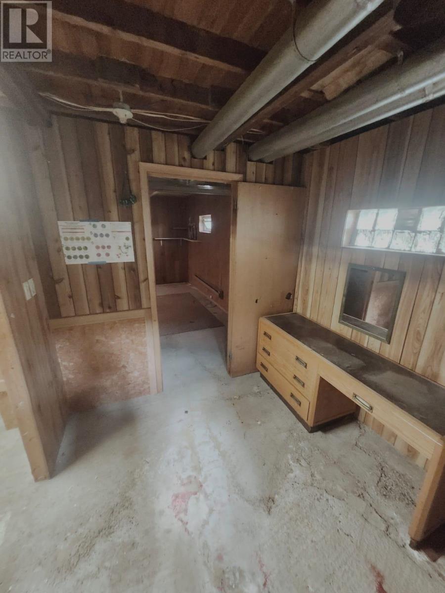 384 Francis ST E, Thunder Bay, Ontario, P7E4B5 — Photo 3
