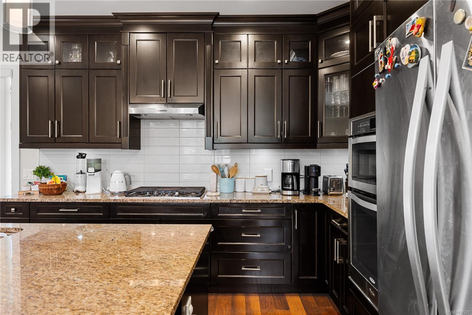 5811 Linyard Rd - 28