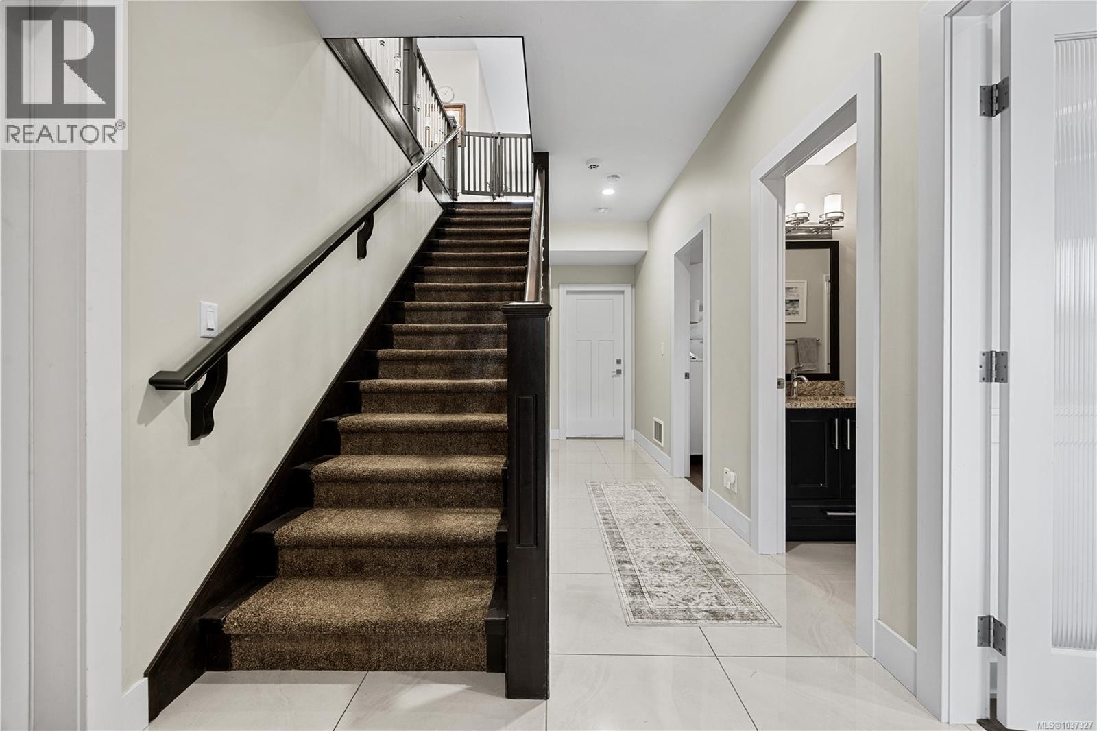 5811 Linyard Rd - 7
