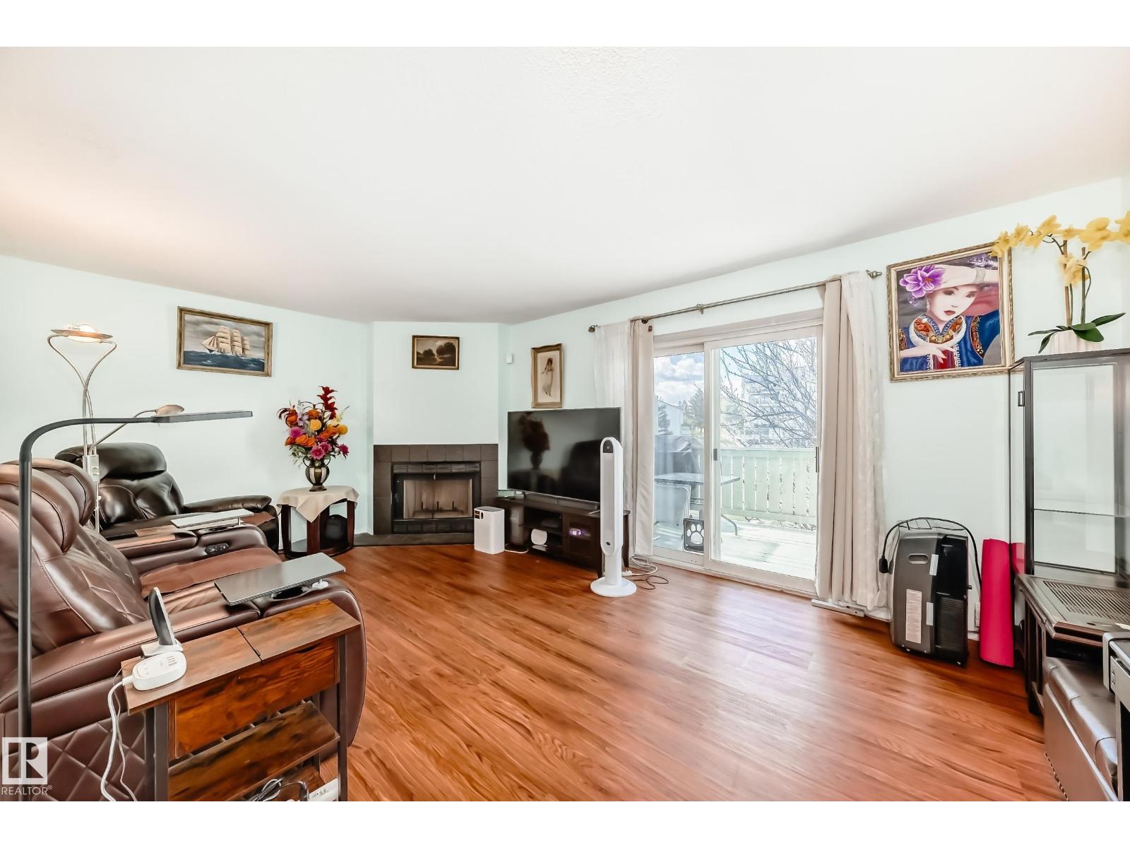 #28 9520 174 ST NW - 16