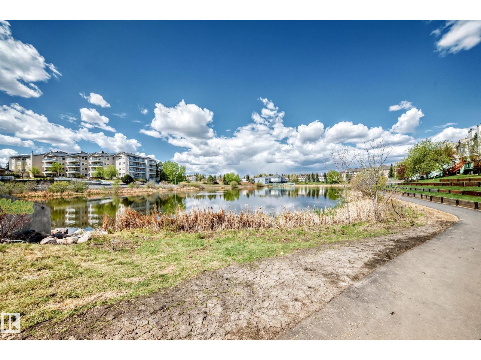 #28 9520 174 ST NW - 45