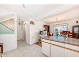 #28 9520 174 St Nw, Edmonton, AB T5T5Z3 Photo 8