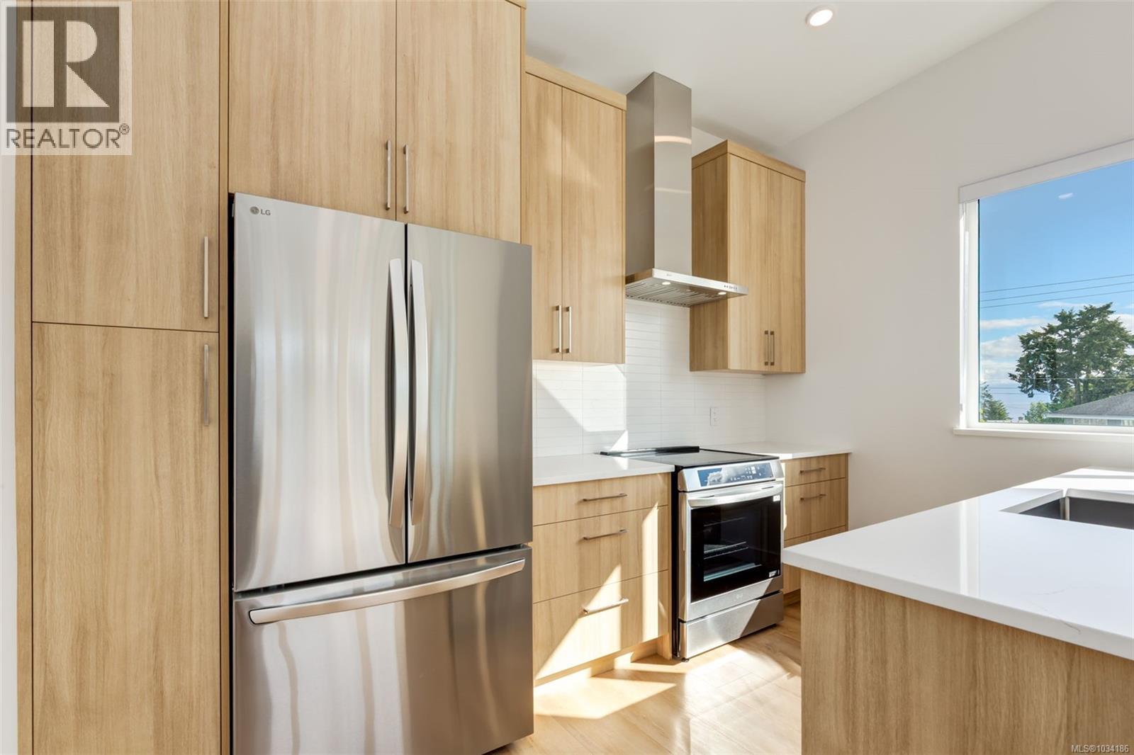 #201 7181 Lantzville Rd - Image 3