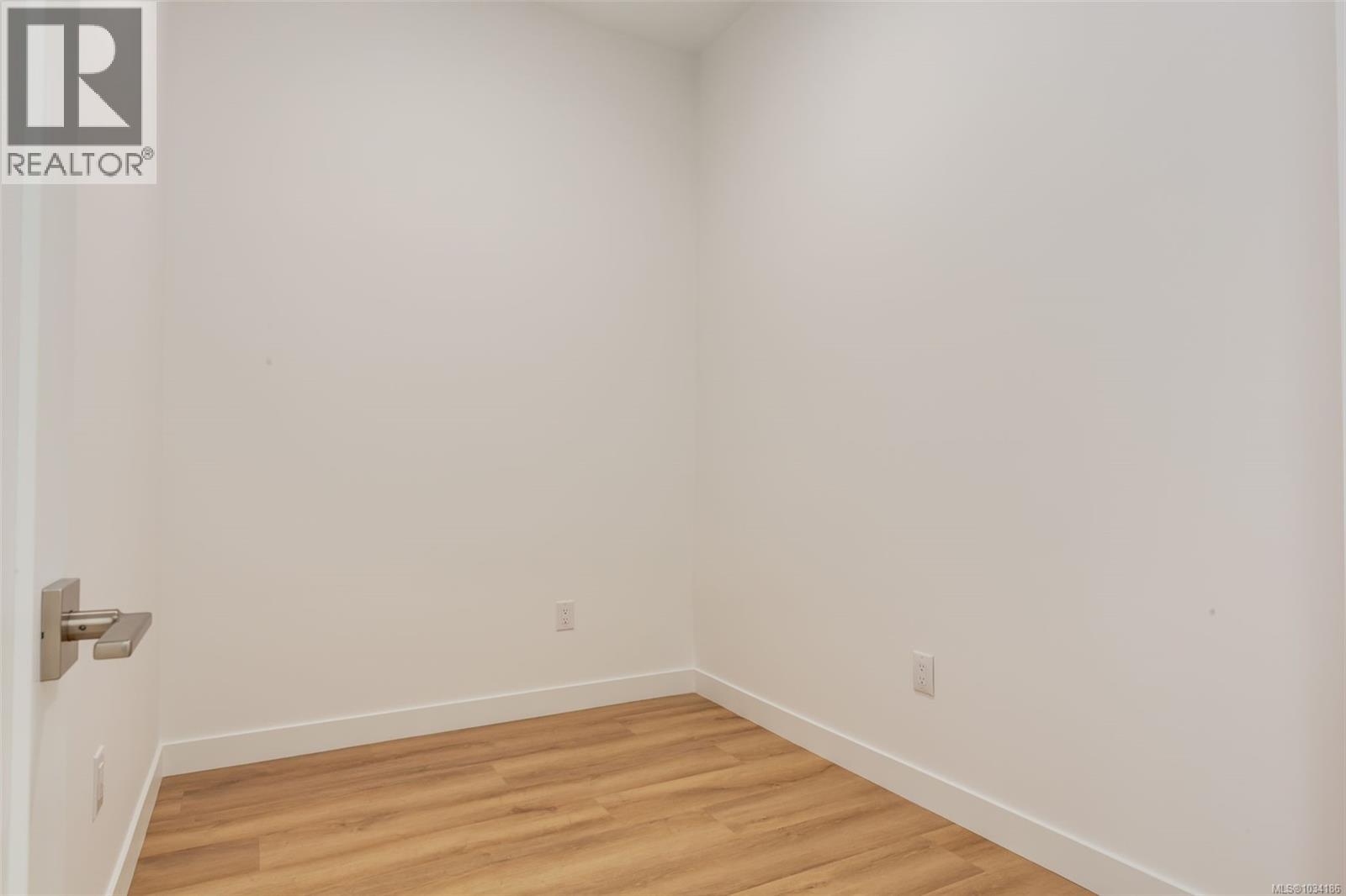 #201 7181 Lantzville Rd - 21