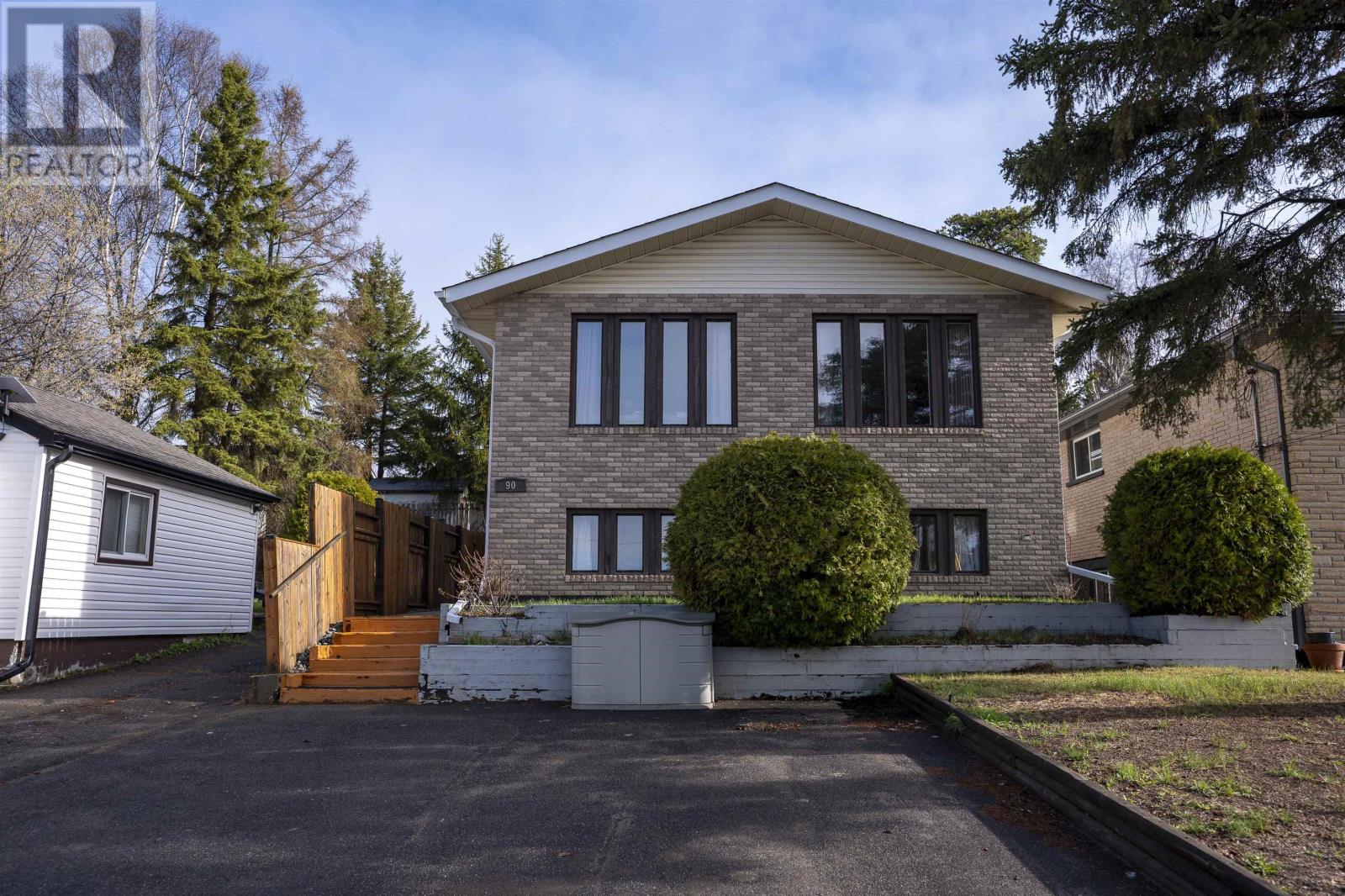 90 Logan AVE, Thunder Bay, Ontario, P7A6P9 — Photo 22