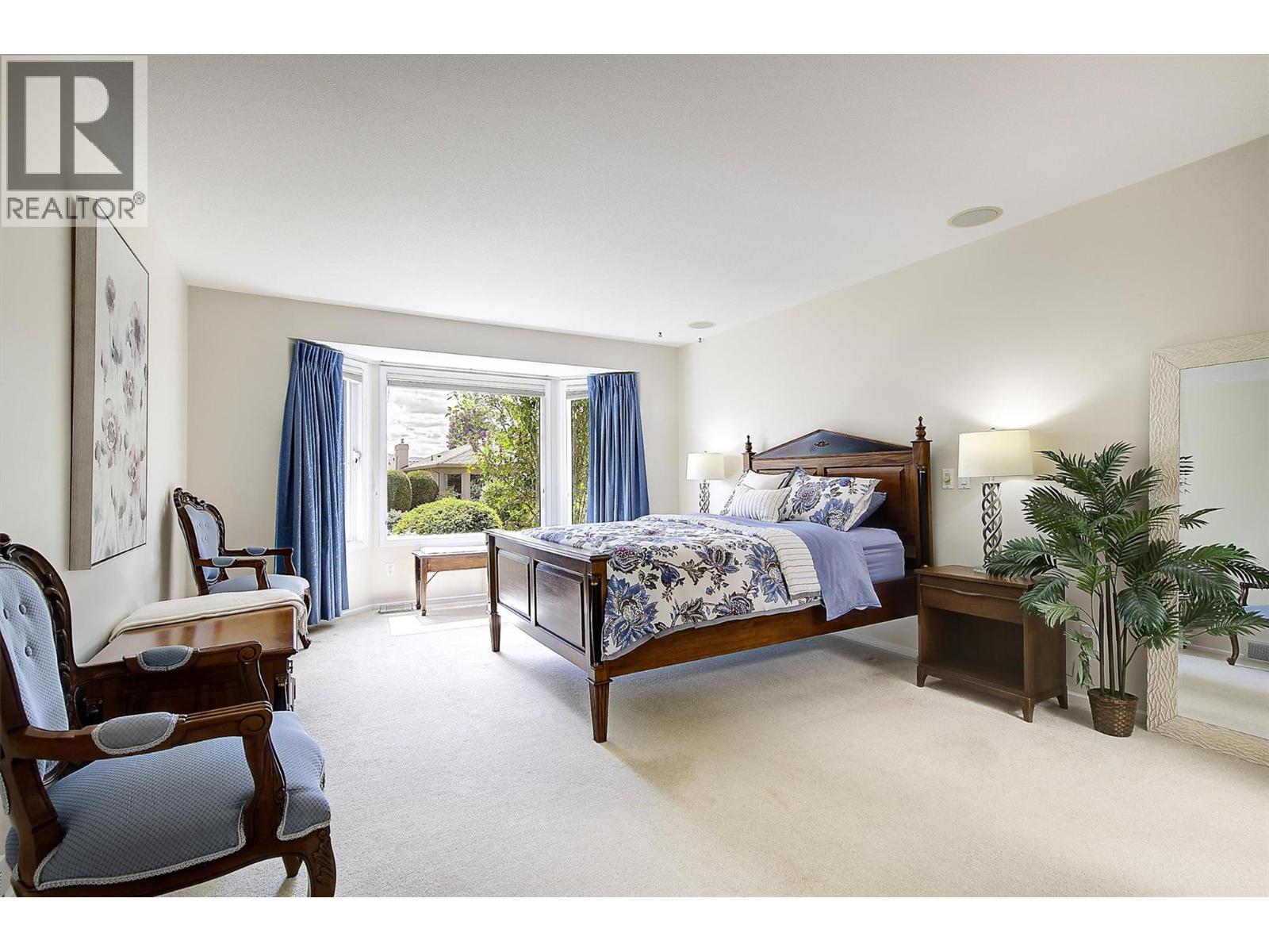301 595 Yates Road, Kelowna