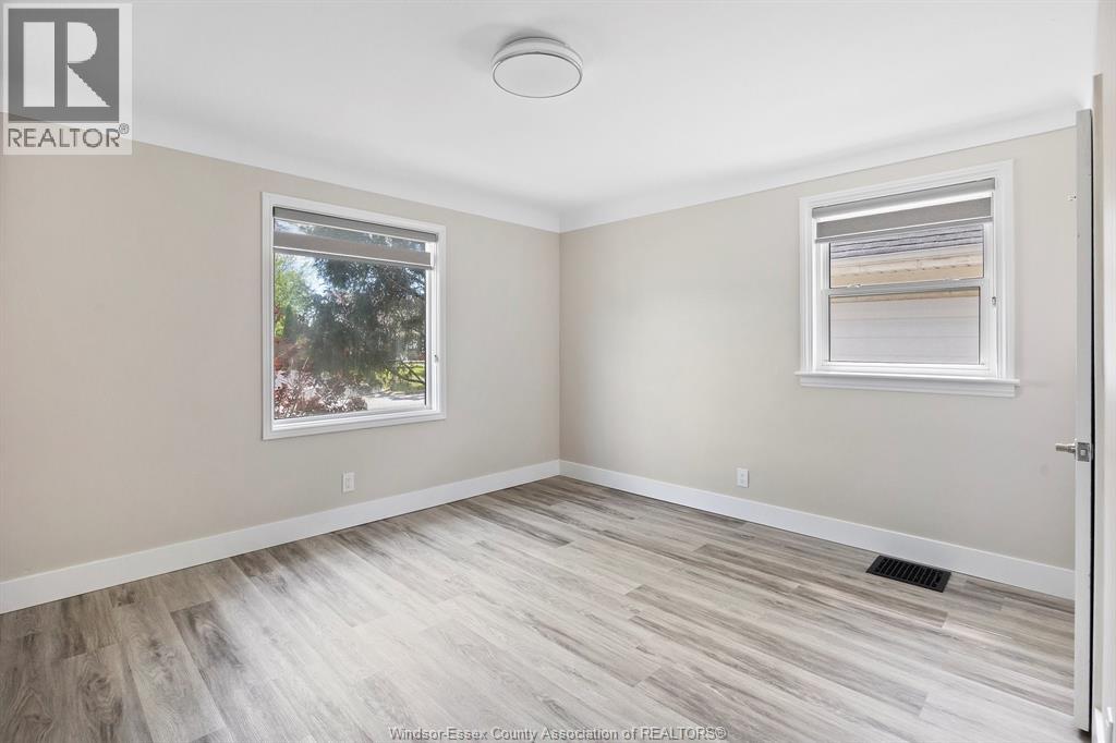 1073 JEFFERSON, Windsor, Ontario, N9S2R2 — Photo 17