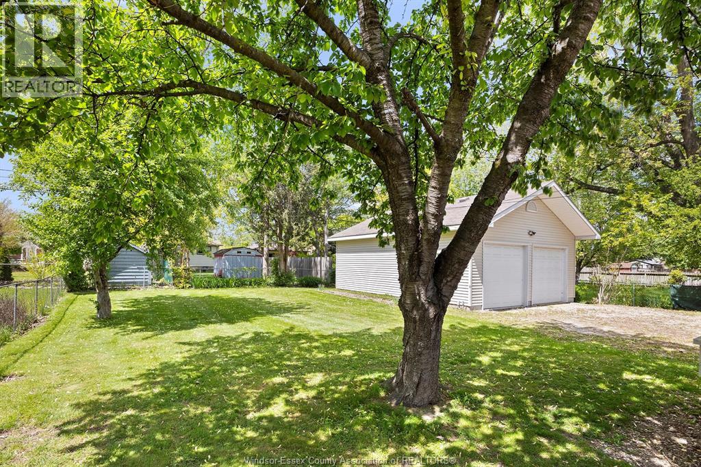 1073 JEFFERSON, Windsor, Ontario, N9S2R2 — Photo 10