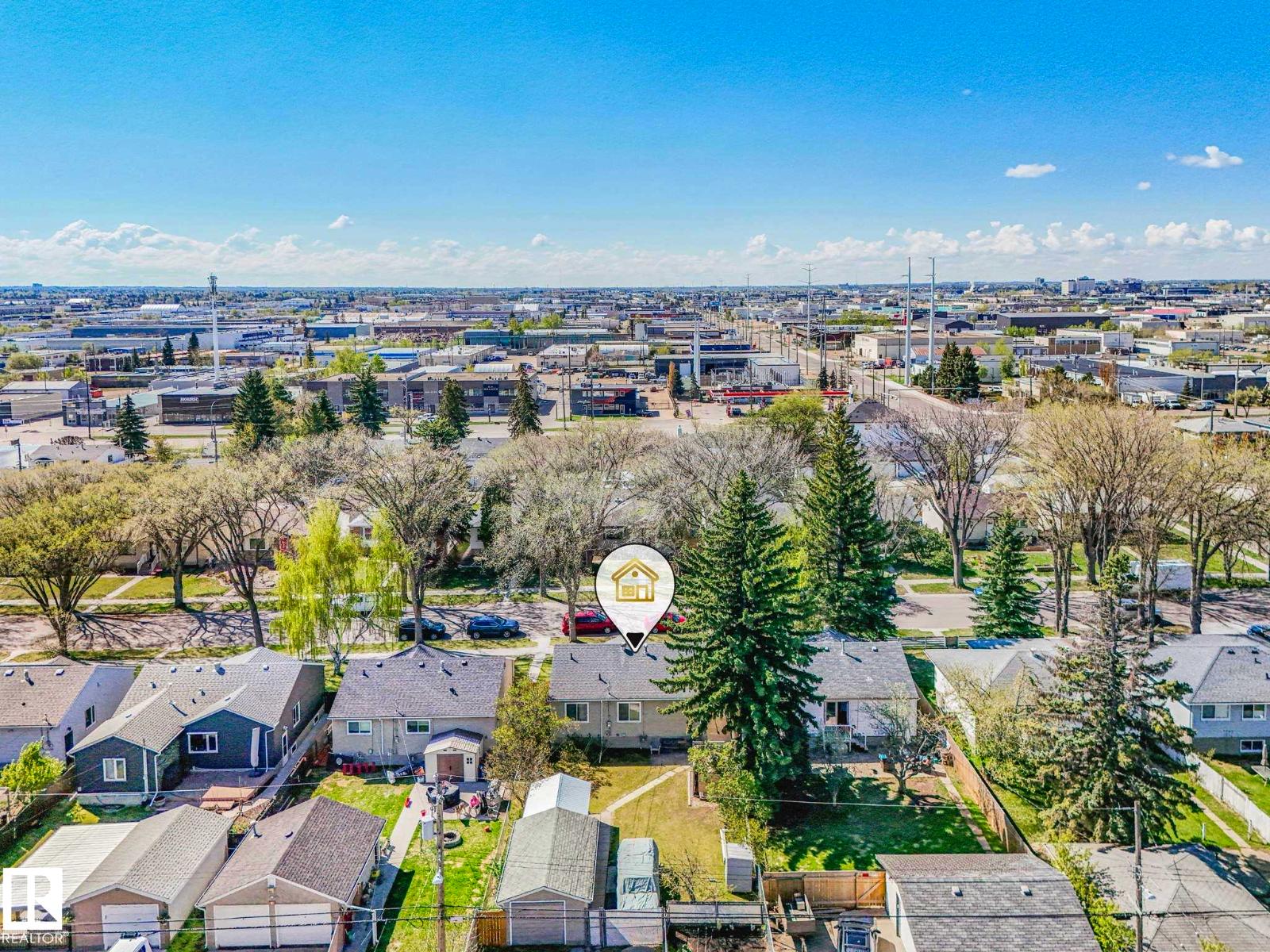 9635 64 AV NW - 18
