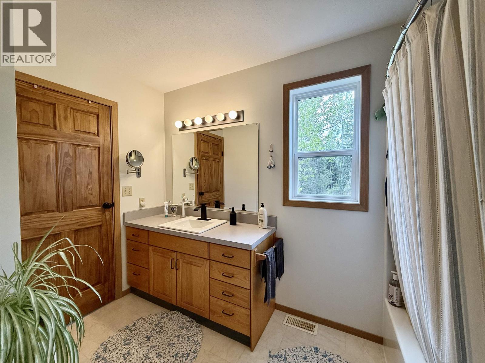 2186 LUBBERS ROAD - 10
