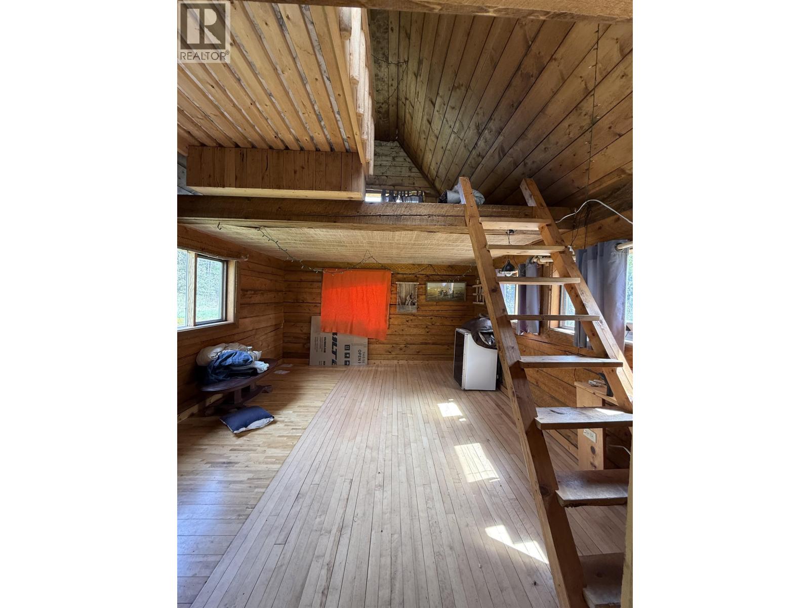 2186 LUBBERS Road, Smithers