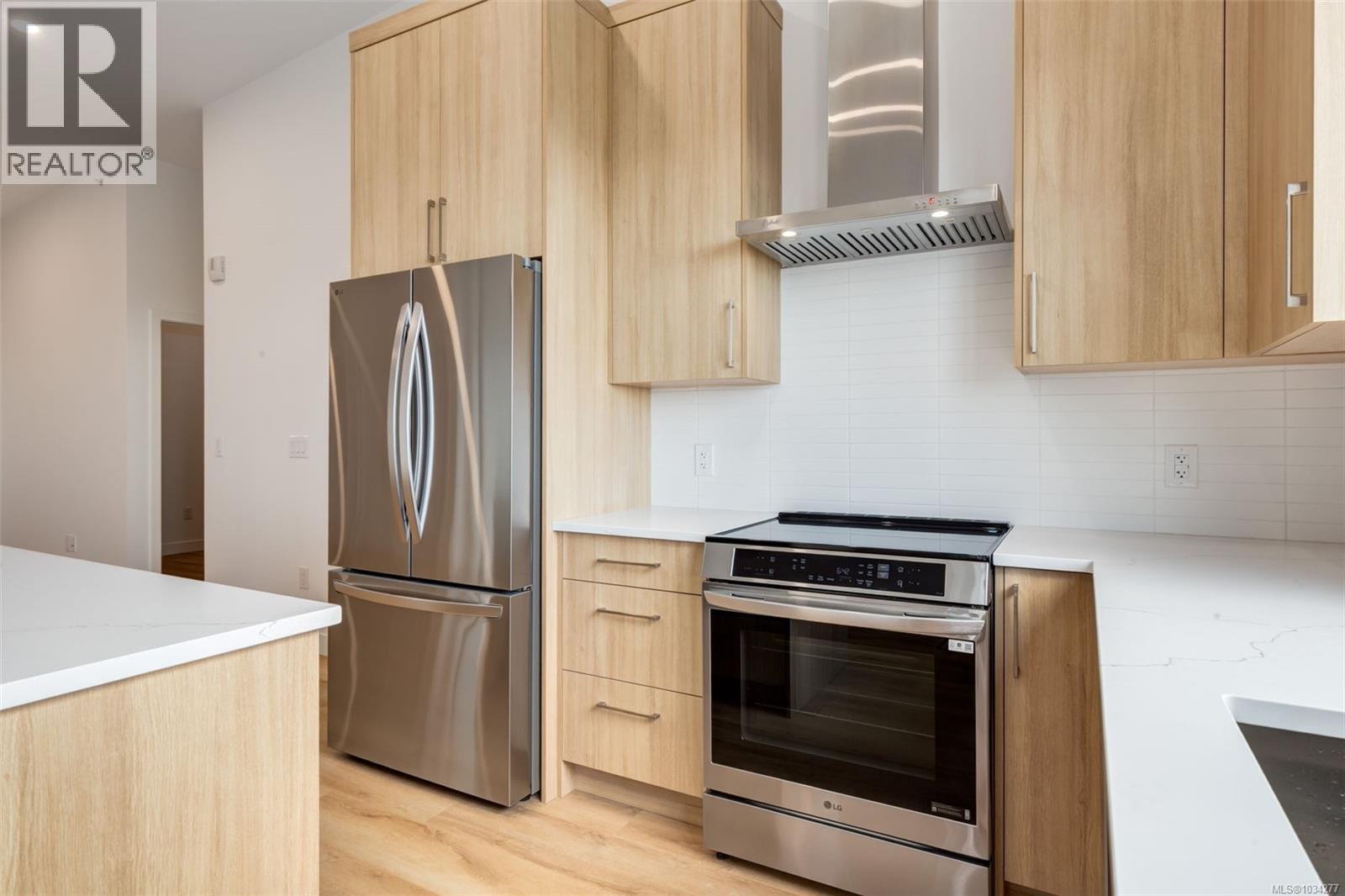 #204 7181 Lantzville Rd - Image 3