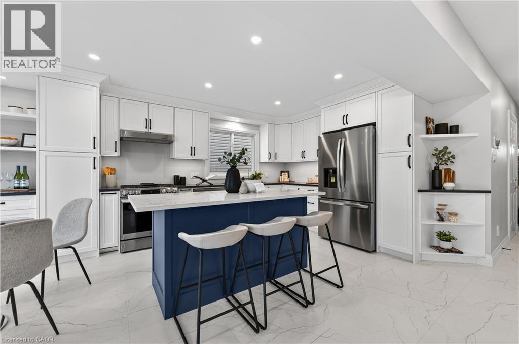 700 KARLSFELD Road, Waterloo, Ontario, N2T2W4 — Photo 13