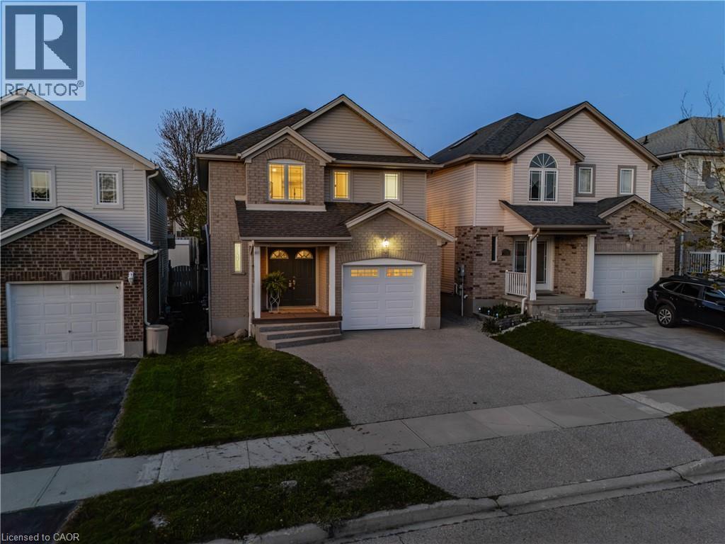 700 KARLSFELD Road, Waterloo, Ontario, N2T2W4 — Photo 11