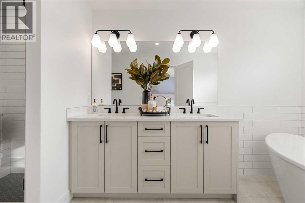 291 Greenwich Drive NW - 26