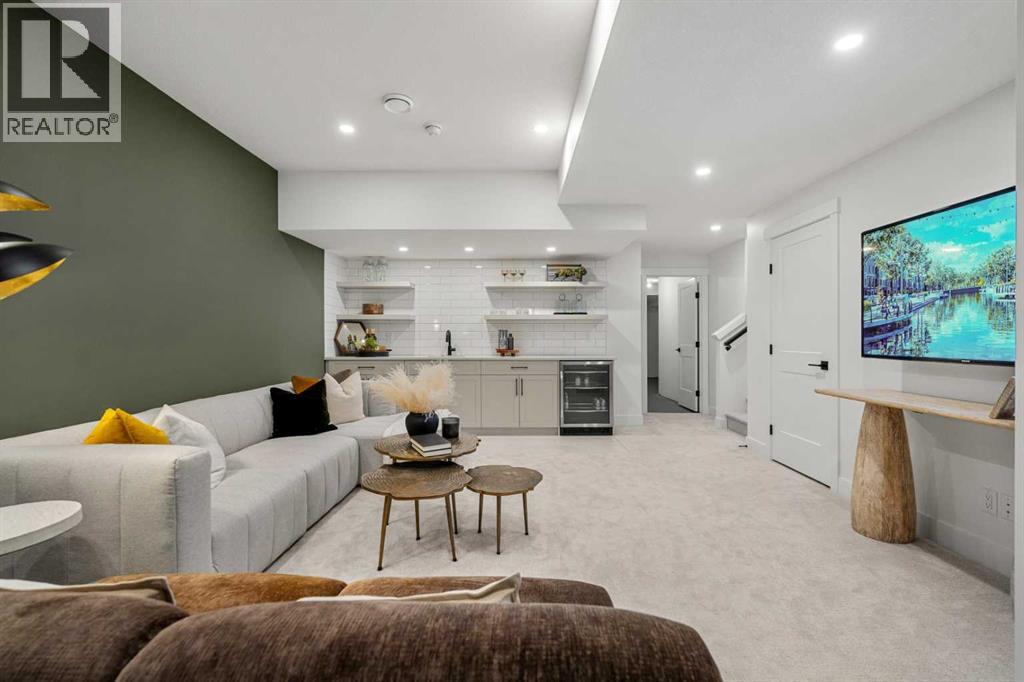 291 Greenwich Drive NW - 35